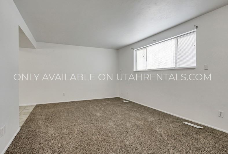187 Sw - Photo 4 of 16