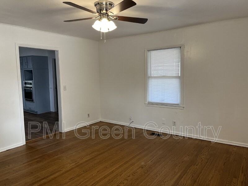 44 S 73rd East Ave - Photo 2 of 19