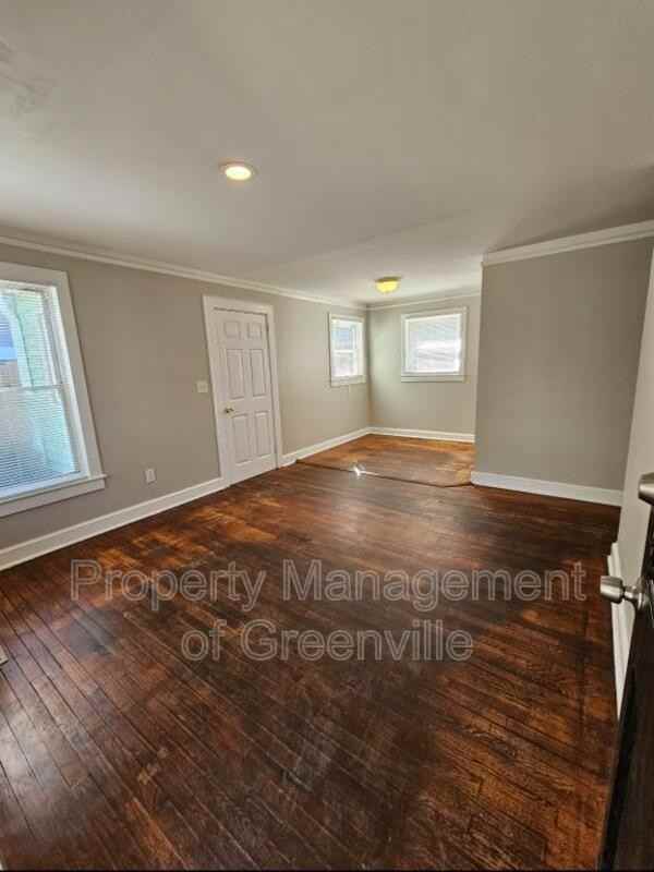 5 Pacific Ave - Photo 3 of 18
