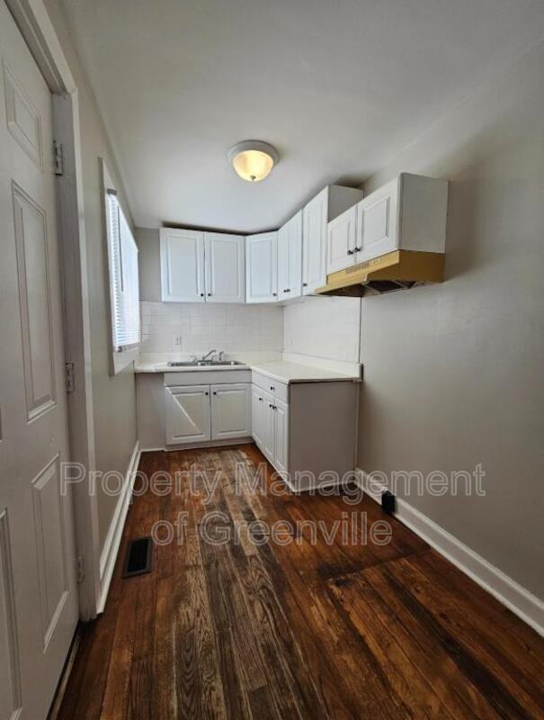 5 Pacific Ave - Photo 4 of 18