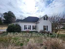 featured image of 311 Retreat St