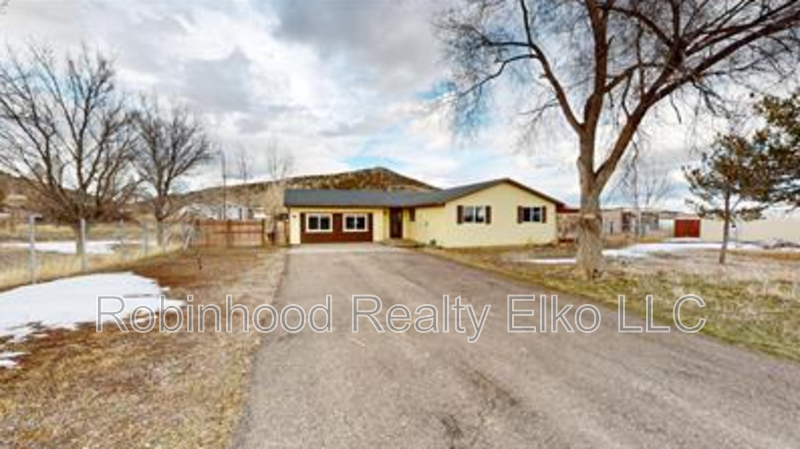 778 Lamont Dr - Photo 2 of 27