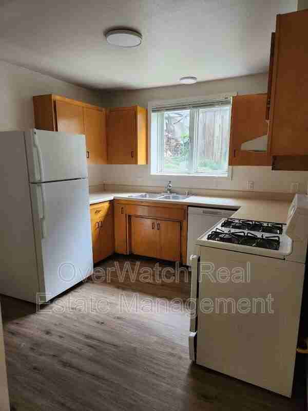 1507 W 45th Ave #2 - Photo 5 of 10