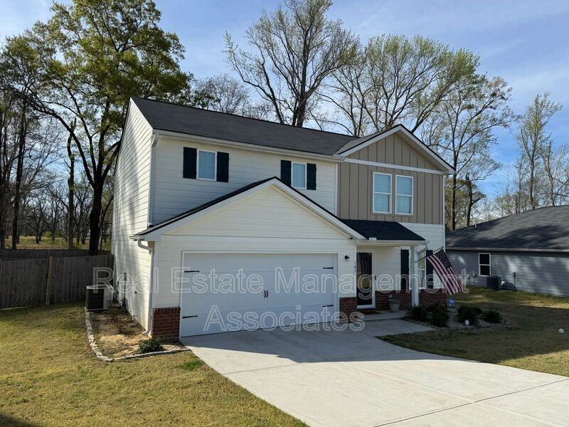 141 Catalpa Rd - Photo 2 of 21