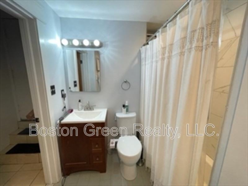 26 Irving St #1 - Photo 6 of 12