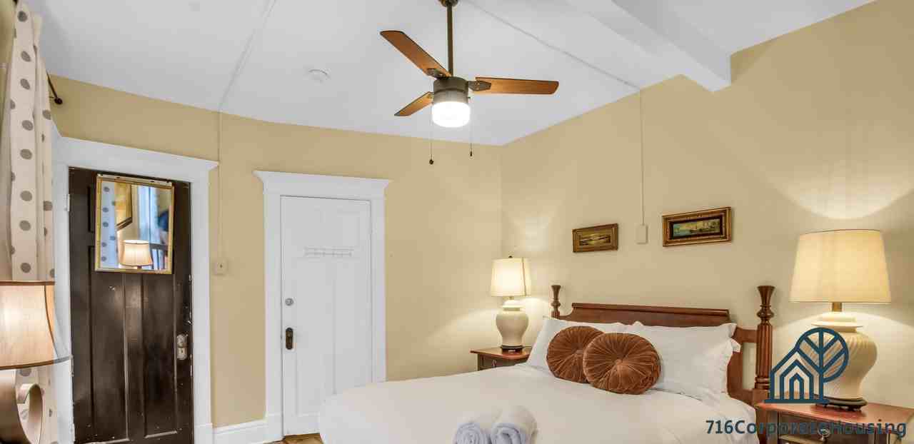 6 Glendale Pl #1 - Photo 7 of 13