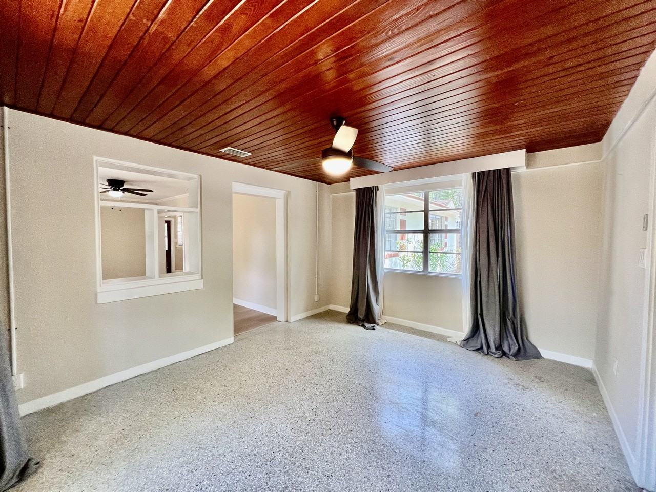 1208 E Hanna Ave - Photo 6 of 45