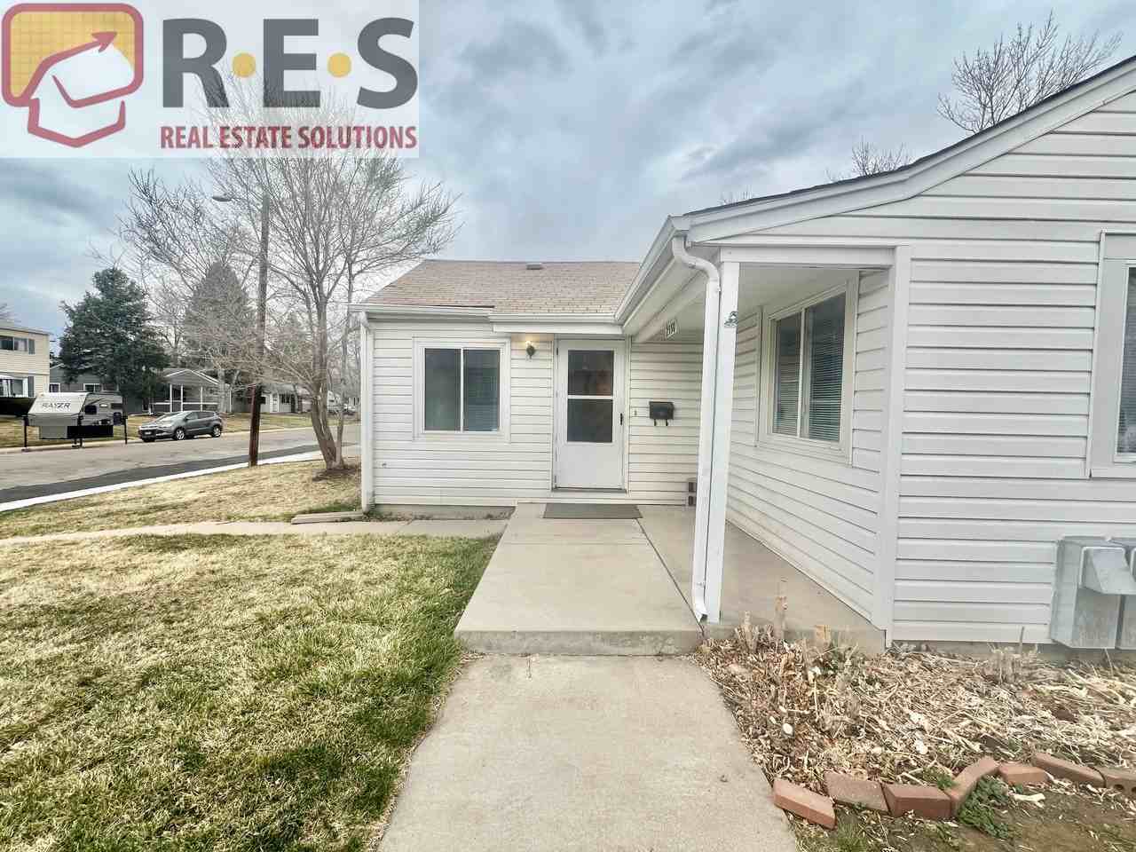 2550 S Linley Ct - Photo 3 of 23