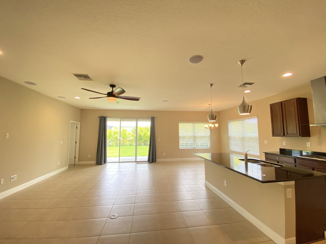 6507 Park Terrace Ln - Photo 5 of 21