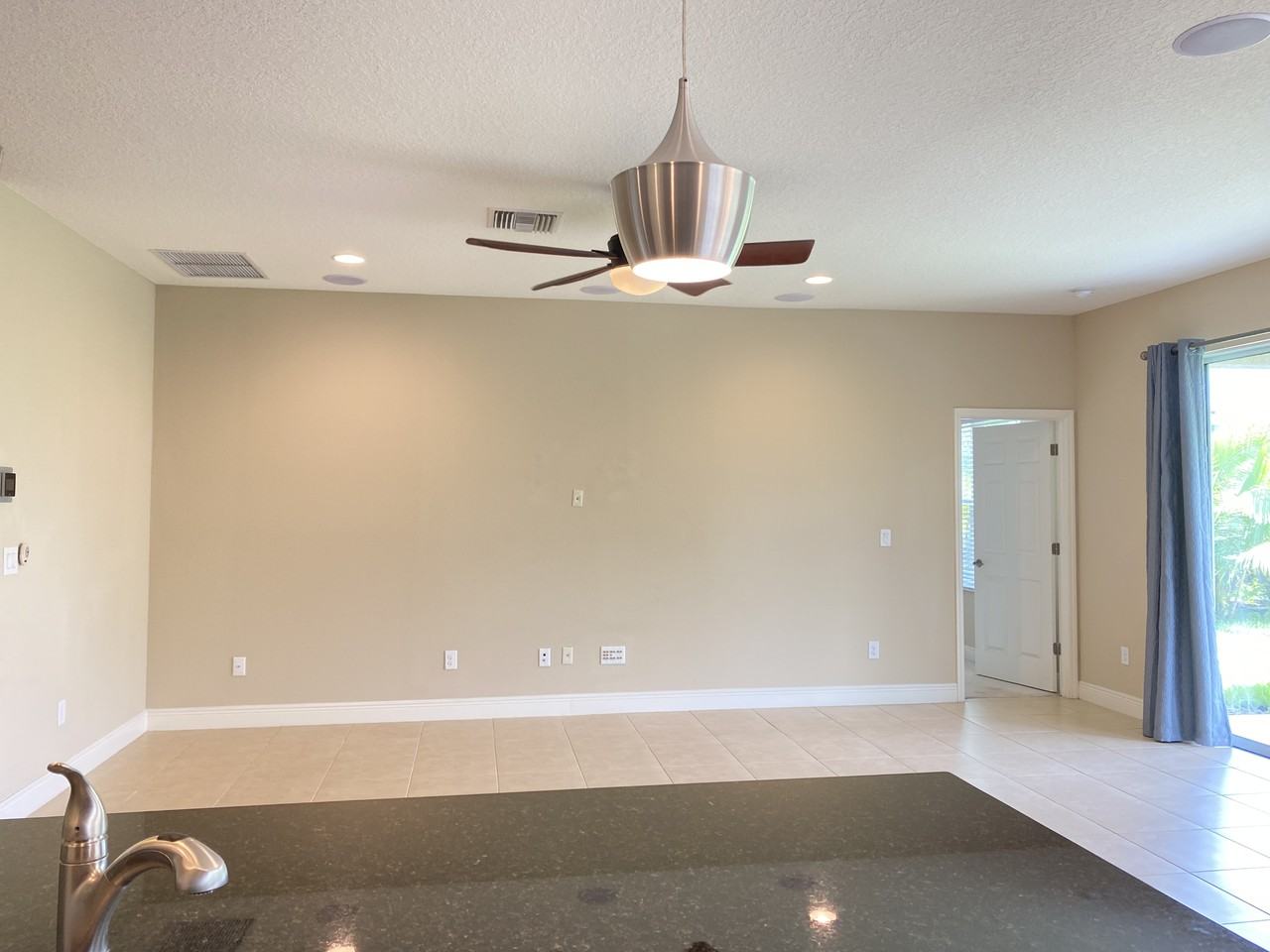 6507 Park Terrace Ln - Photo 7 of 21