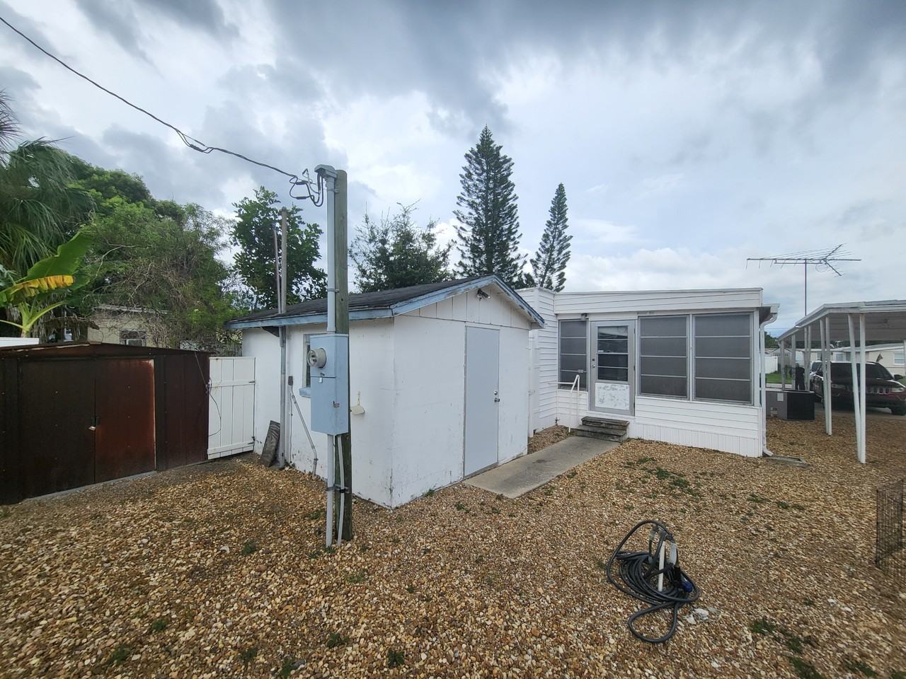 2011 Melody Dr - Photo 3 of 17