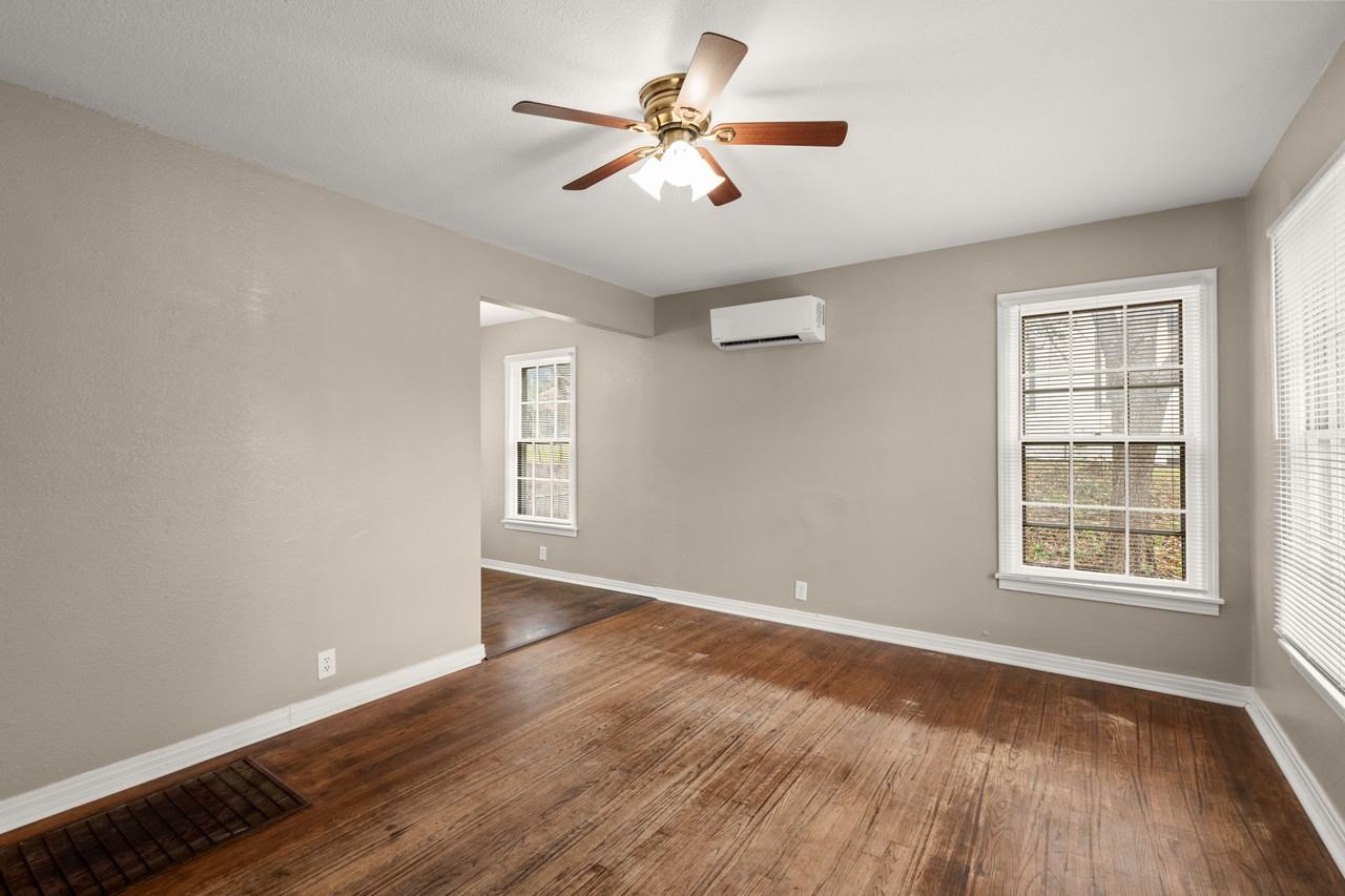 4801 Black Oak Ln - Photo 3 of 22