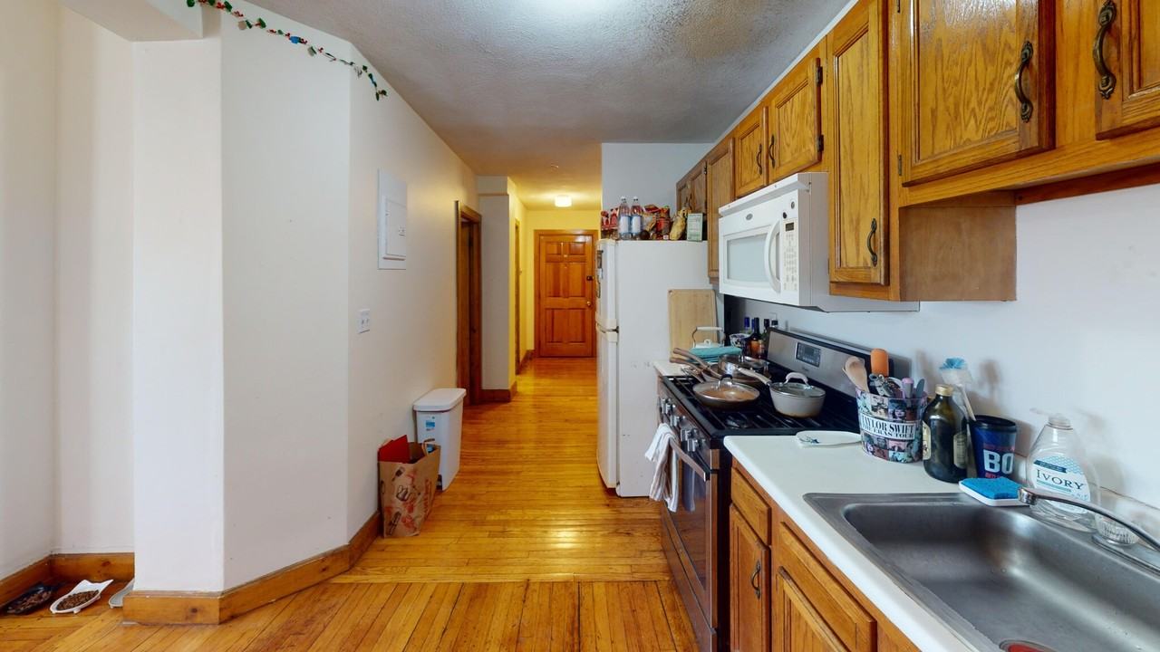 75 Nottinghill Rd #2A - Photo 3 of 9