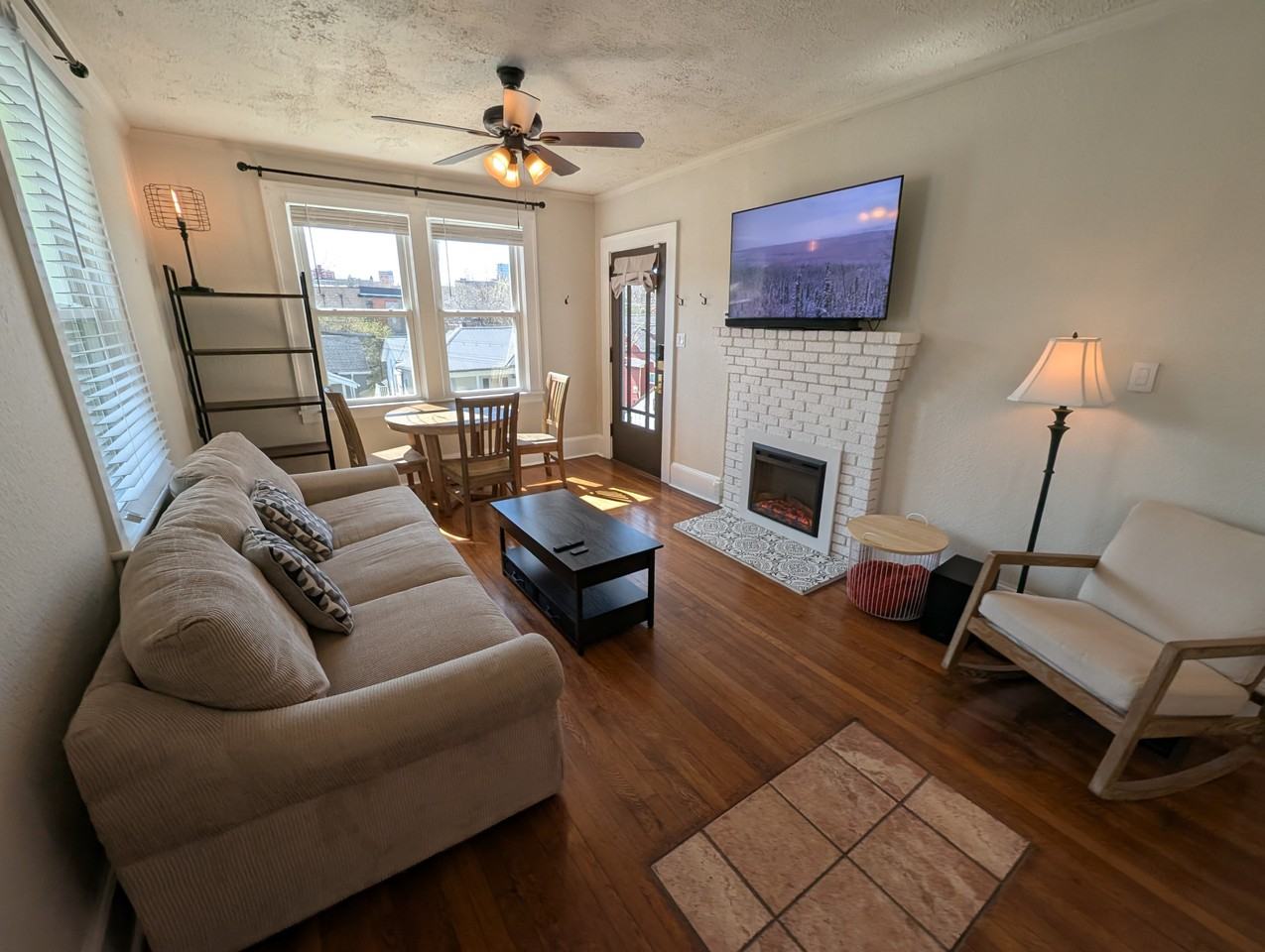 28 Woodrow Ave #NA - Photo 5 of 29