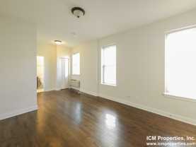 1900 N Lincoln Ave - Photo 1 of 1