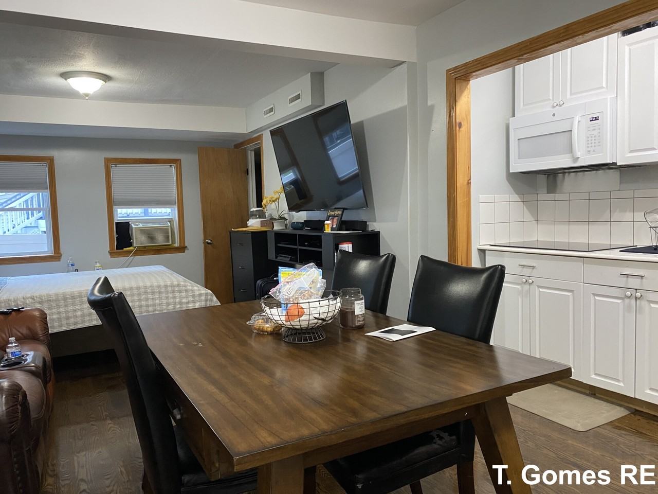 18 Westland Ave - Photo 2 of 11