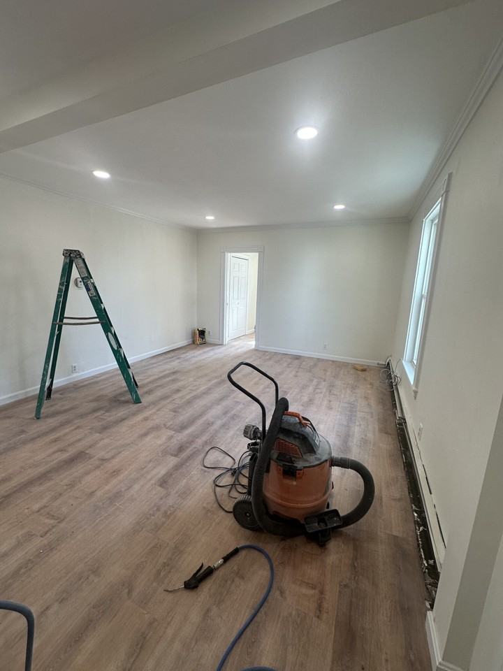 14 Patten St #1 - Photo 2 of 16