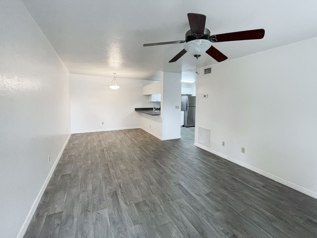 Atlantis Cove - Photo 2 of 17