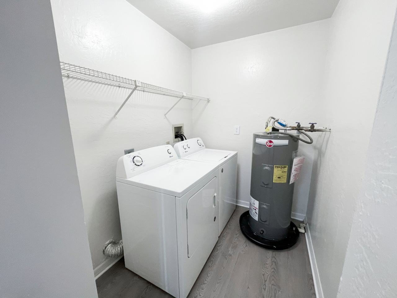 Atlantis Cove - Photo 5 of 17