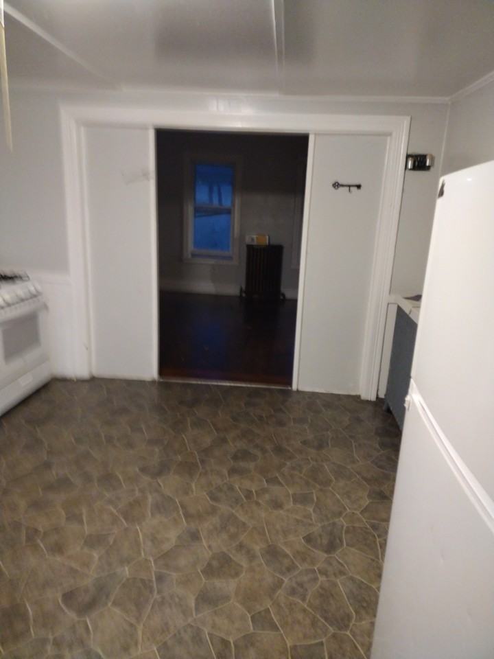 317 10th St #2 - Photo 7 of 8