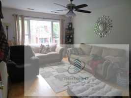 featured image of 845 N Hoyne Ave #2