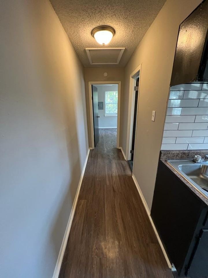 1320 Bruce Street - Photo 2 of 10