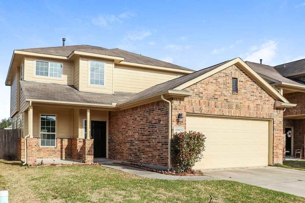 21822 Octavia Way - Photo 4 of 17