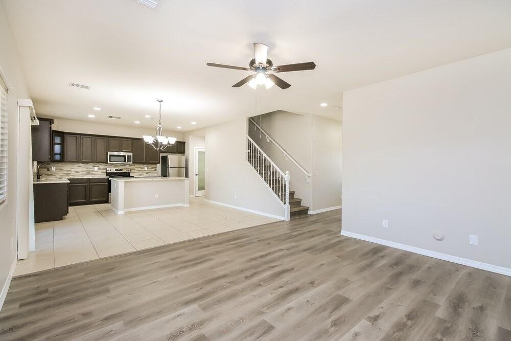 1458 W Alder Rd - Photo 5 of 17