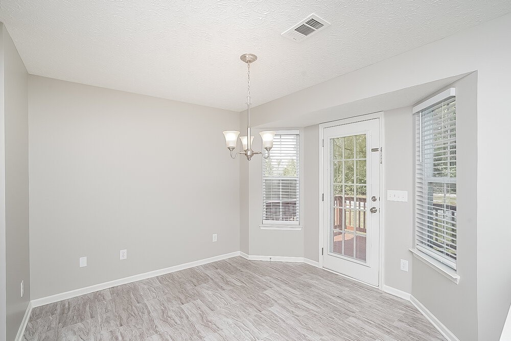 400 Hunters Path Ct - Photo 7 of 17