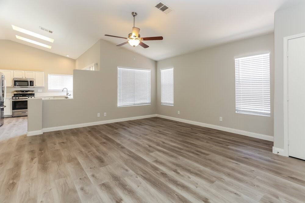 620 Saddle Rider Ct - Photo 3 of 16