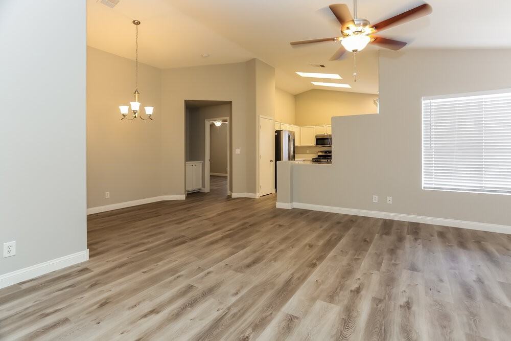 620 Saddle Rider Ct - Photo 4 of 16