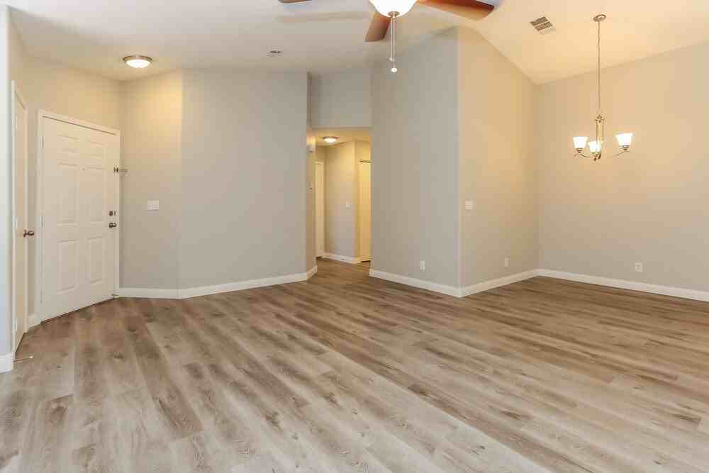 620 Saddle Rider Ct - Photo 5 of 16