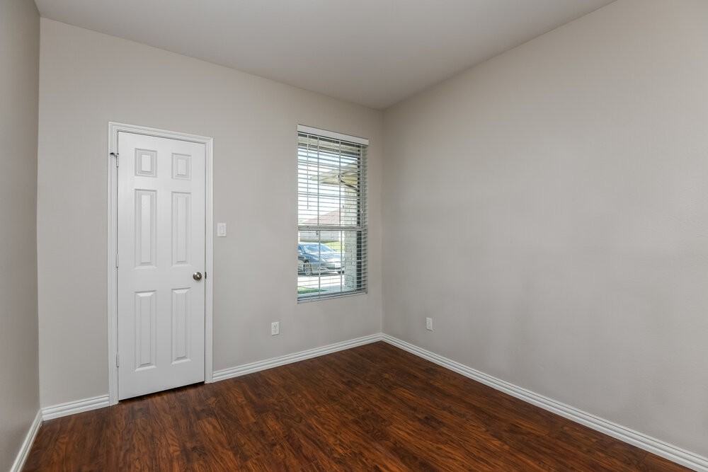 2623 Buffalo Run - Photo 3 of 16