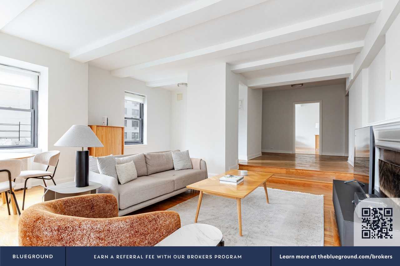 400 East 57th Street - Photo 5 of 35