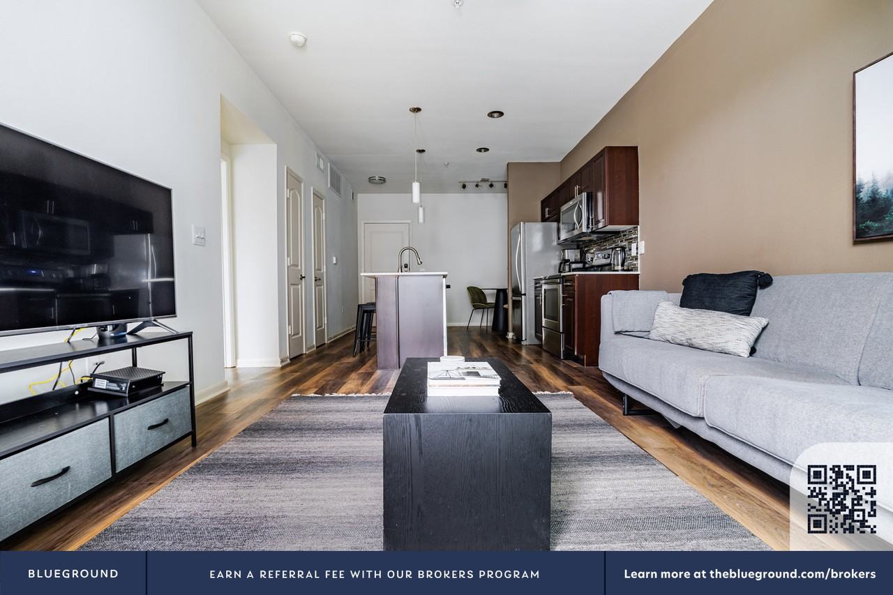 11501 Century Oaks Terrace - Photo 5 of 63