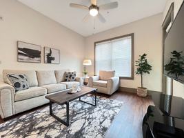 featured image of 1701 N Lois Ave