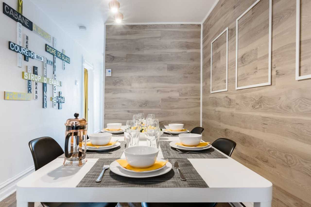 4631 Rue Ontario E #1061577P - Photo 2 of 24