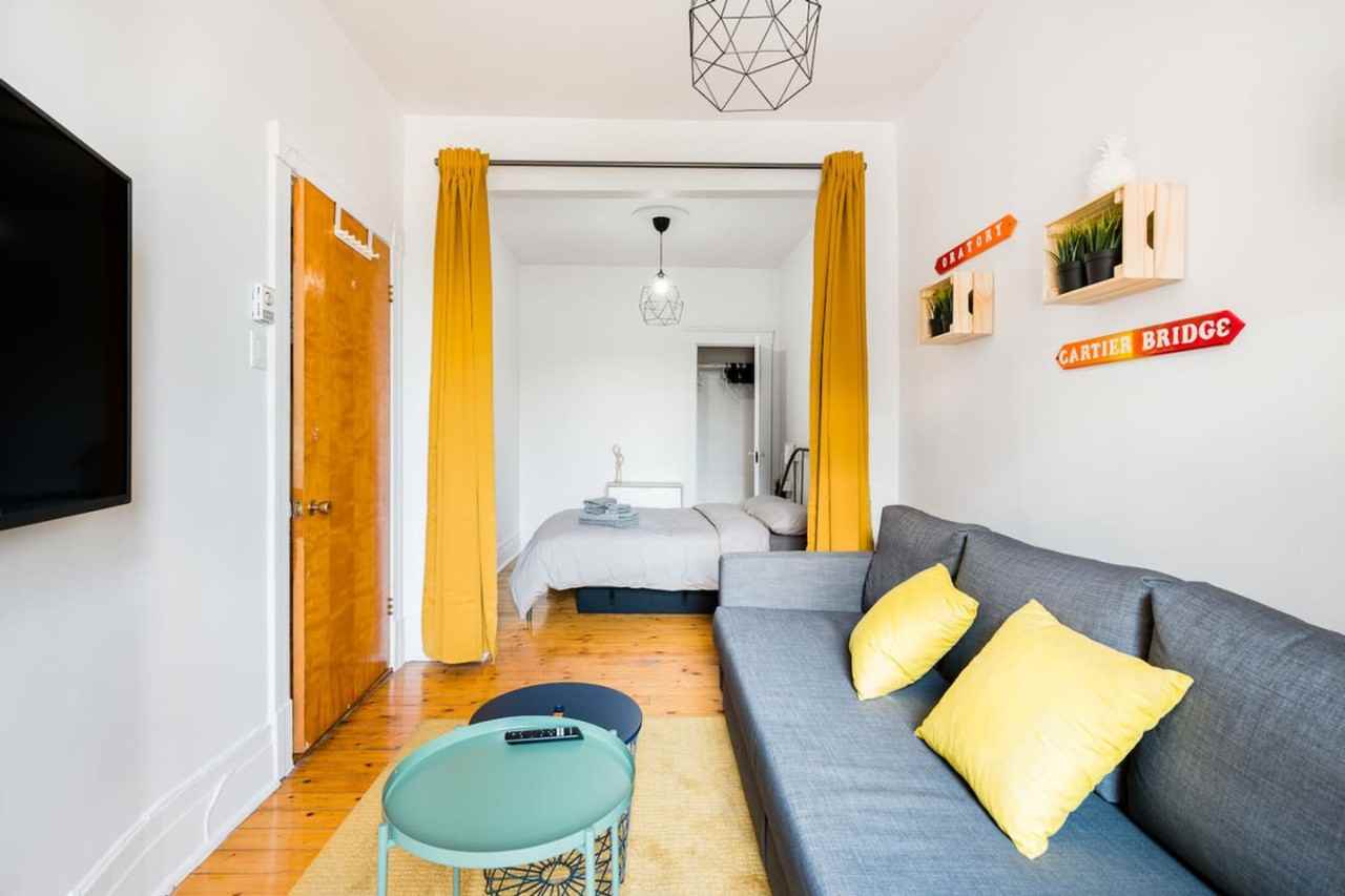 2392 Rue Frontenac #1061578P - Photo 2 of 25