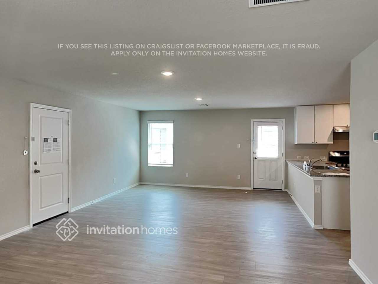 10622 Varmus Dr - Photo 4 of 18