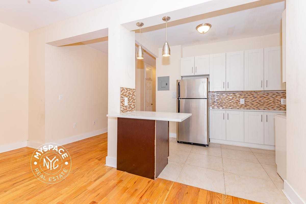 60 Clarkson Avenue #5B - Photo 3 of 12