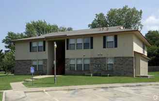 14900 S Birch St Apt 101 - Photo 1 of 1