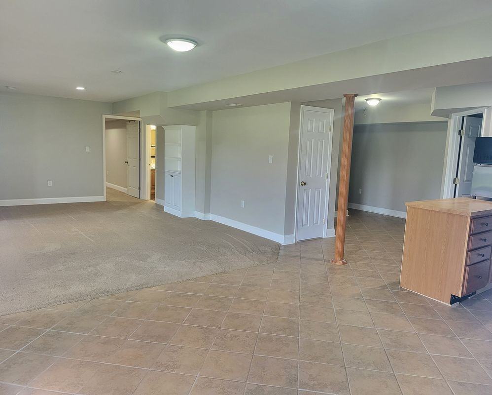 38093 Millstone Dr - Photo 3 of 11