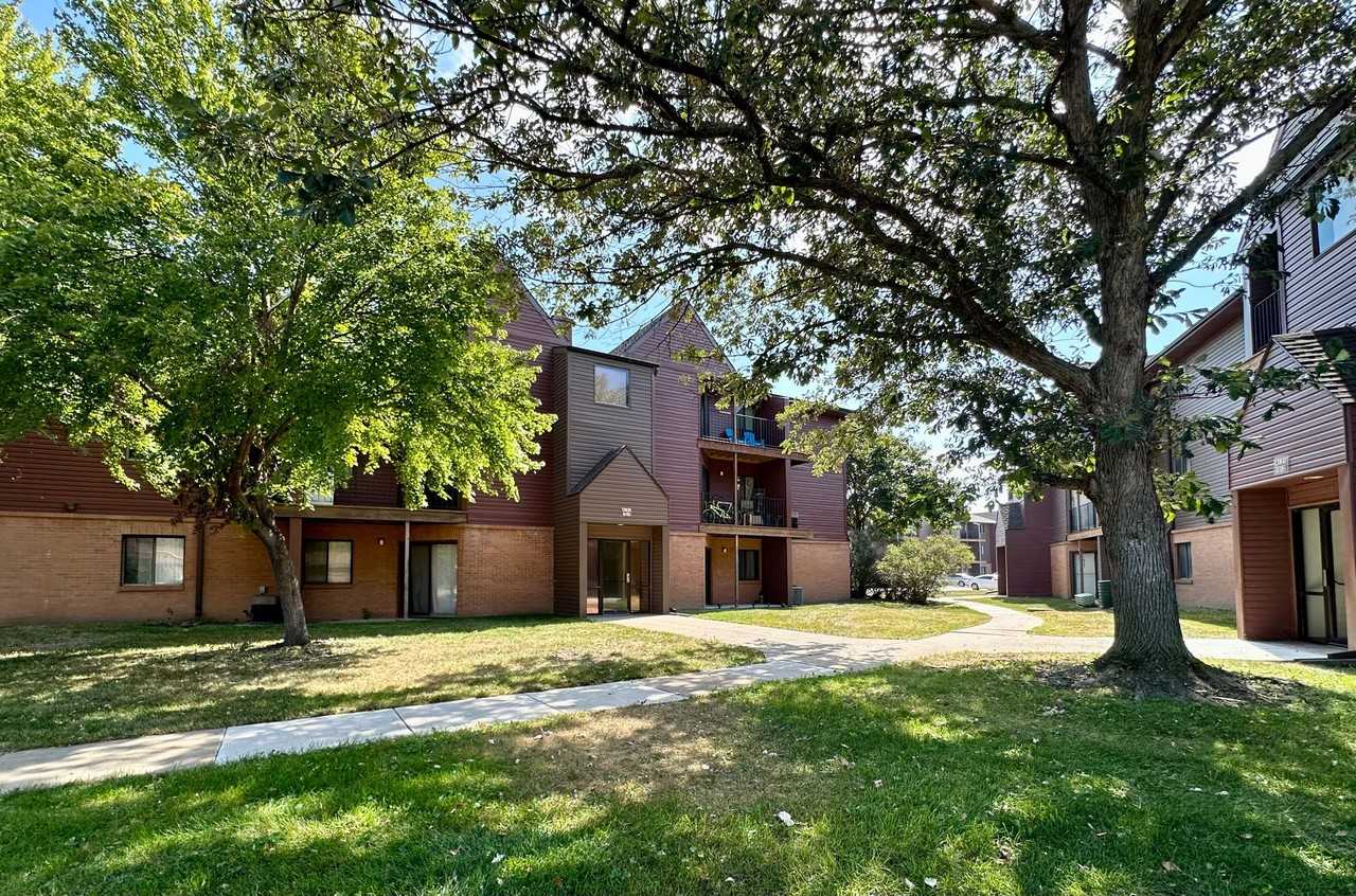 Park41 Apartments - Photo 4 of 41