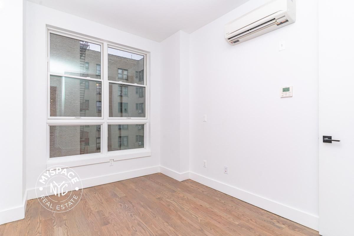1365 Nostrand Ave #4C - Photo 4 of 10