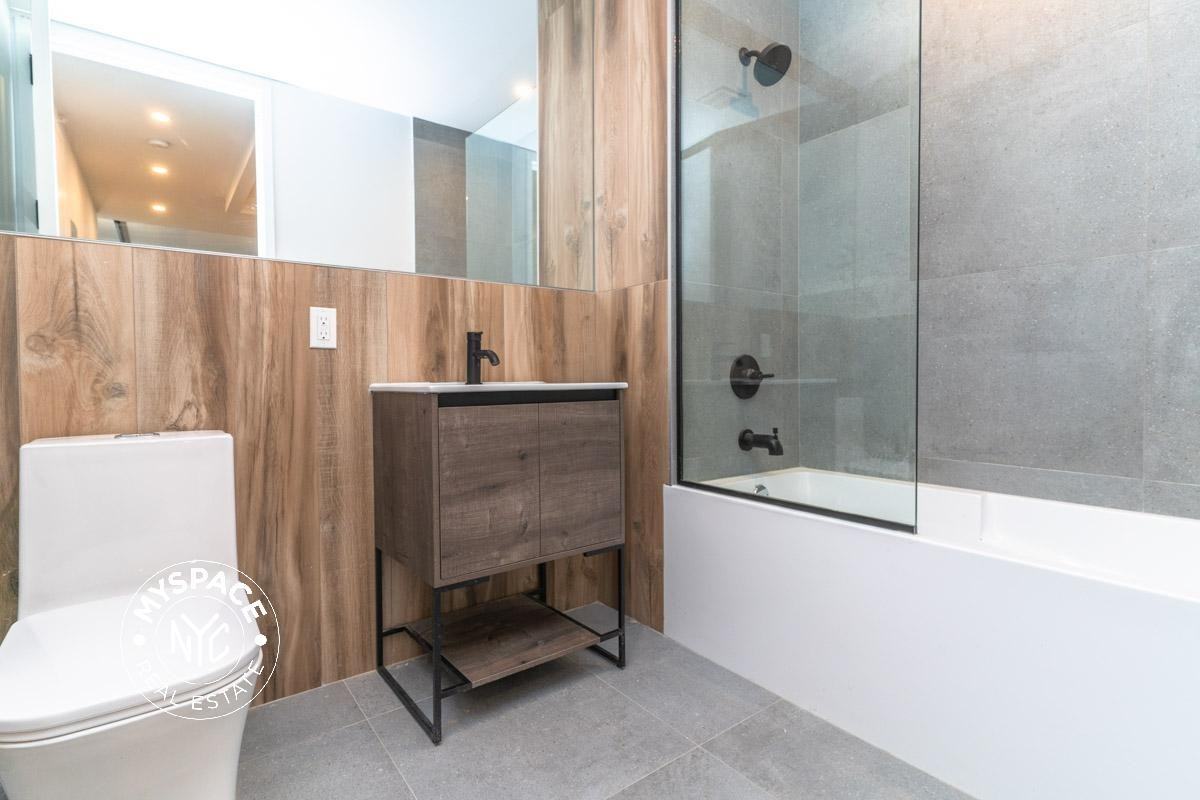 1365 Nostrand Ave #4C - Photo 6 of 10