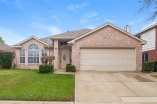 2864 Concho Trl - Photo 1 of 1