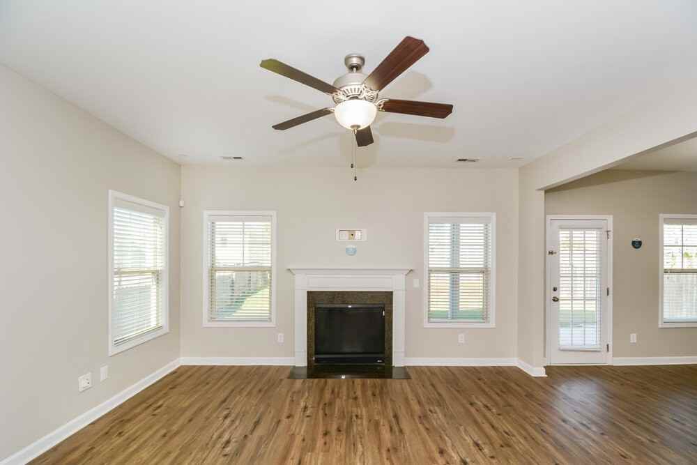 117 Bobby Ray Ct - Photo 4 of 17