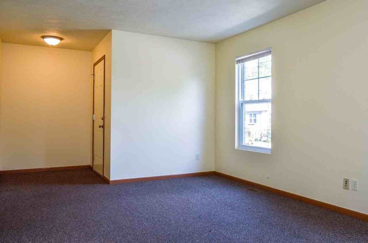 11088 52nd Ave - Photo 3 of 34