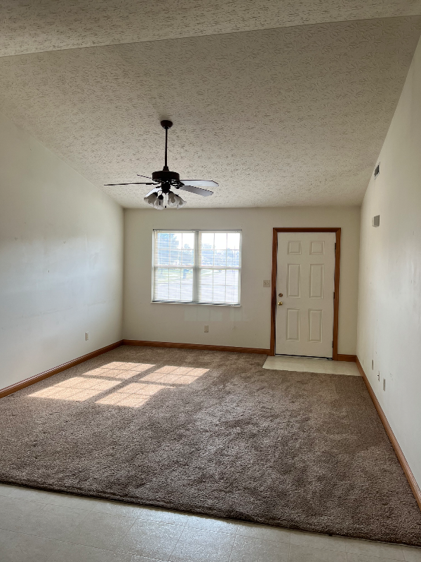 2257 Shamrock Ln - Photo 5 of 10