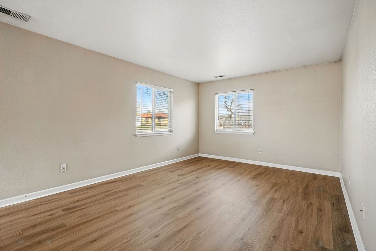 4610 Federal Blvd - Photo 7 of 29